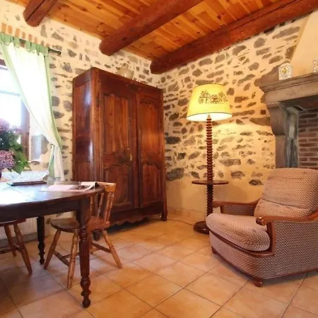 Vieille-brioude, 5 Pieces, 6 Personnes - Fr-1-582-184 Vakantiehuis Vieille-Brioude