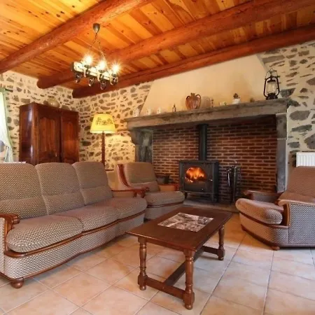 Vakantiehuis Vieille-brioude, 5 Pieces, 6 Personnes - Fr-1-582-184 *